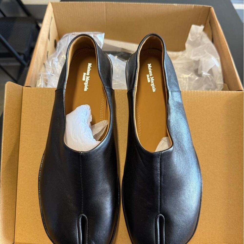 Tabi Men's Black Loafers